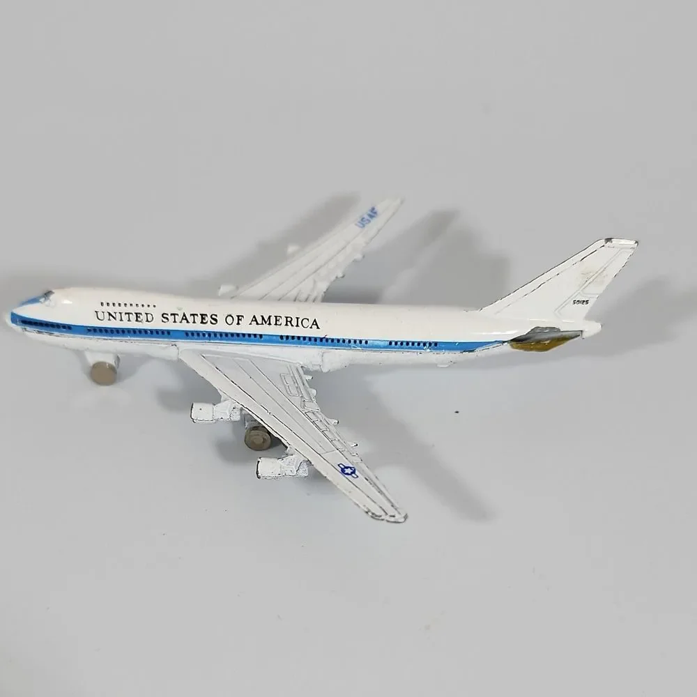 Dyna Flite USAF Model 747 A-105‎ Cast Airplane